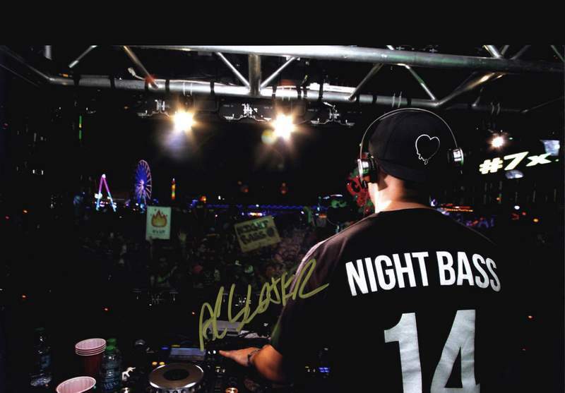 AC Slater authentic signed EDM dj 10X15 Photo Poster painting W/Certificate Autographed (A0007)