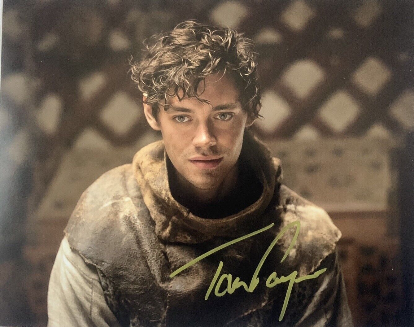 TOM PAYNE HAND SIGNED 8x10 Photo Poster painting AUTHENTIC ACTOR AUTOGRAPH COA