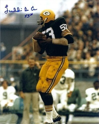 FRED CARR GREEN BAY PACKERS ACTION SIGNED 8x10