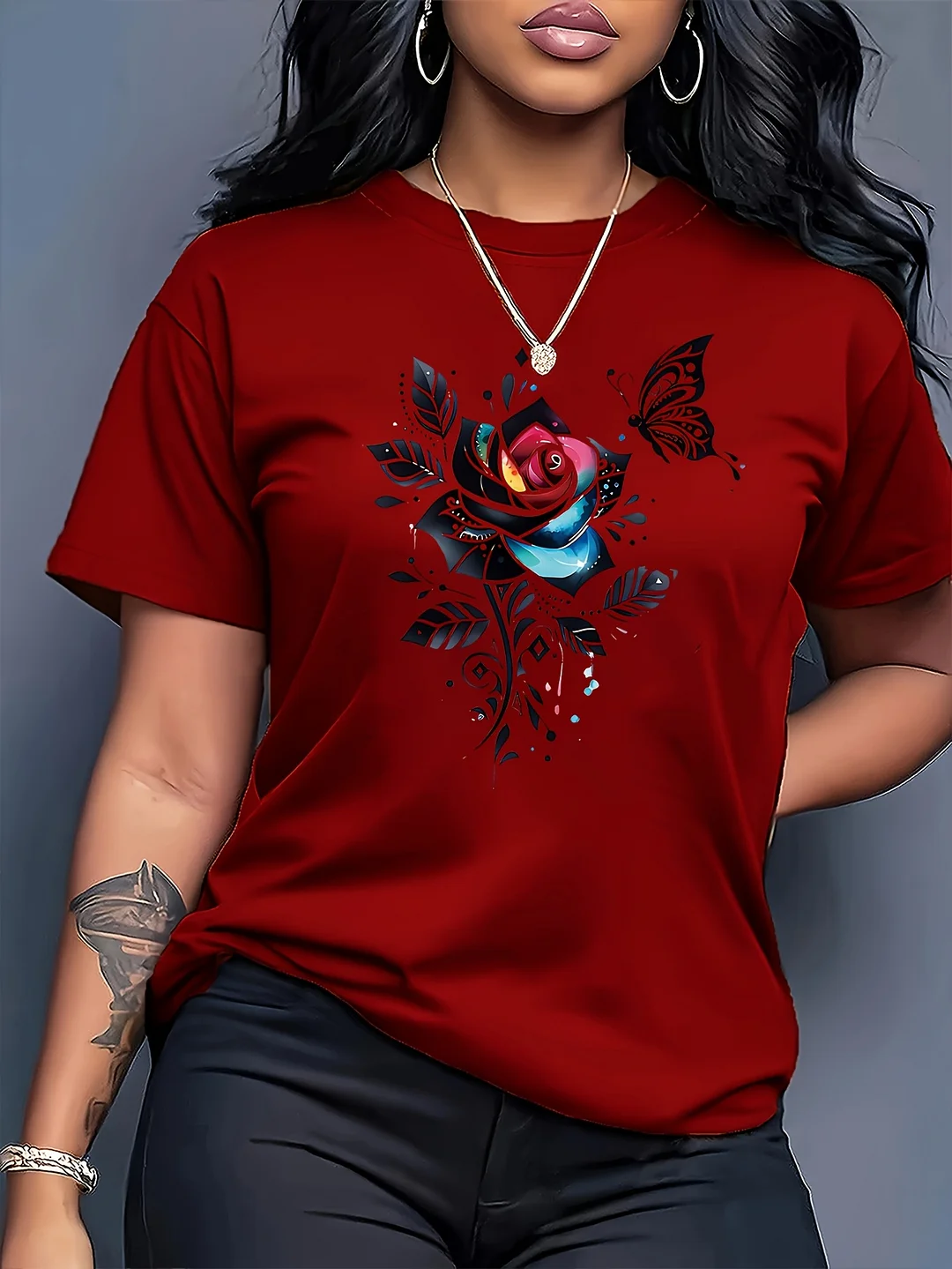 1pc Vibrant Rose And Butterfly Floral Pattern Women's Casual Short Sleeve T-Shirt, Artistic Style, All-Season Wear, Perfect Holiday Gift, Birthday Present, Festive Outfit | IFYHOME