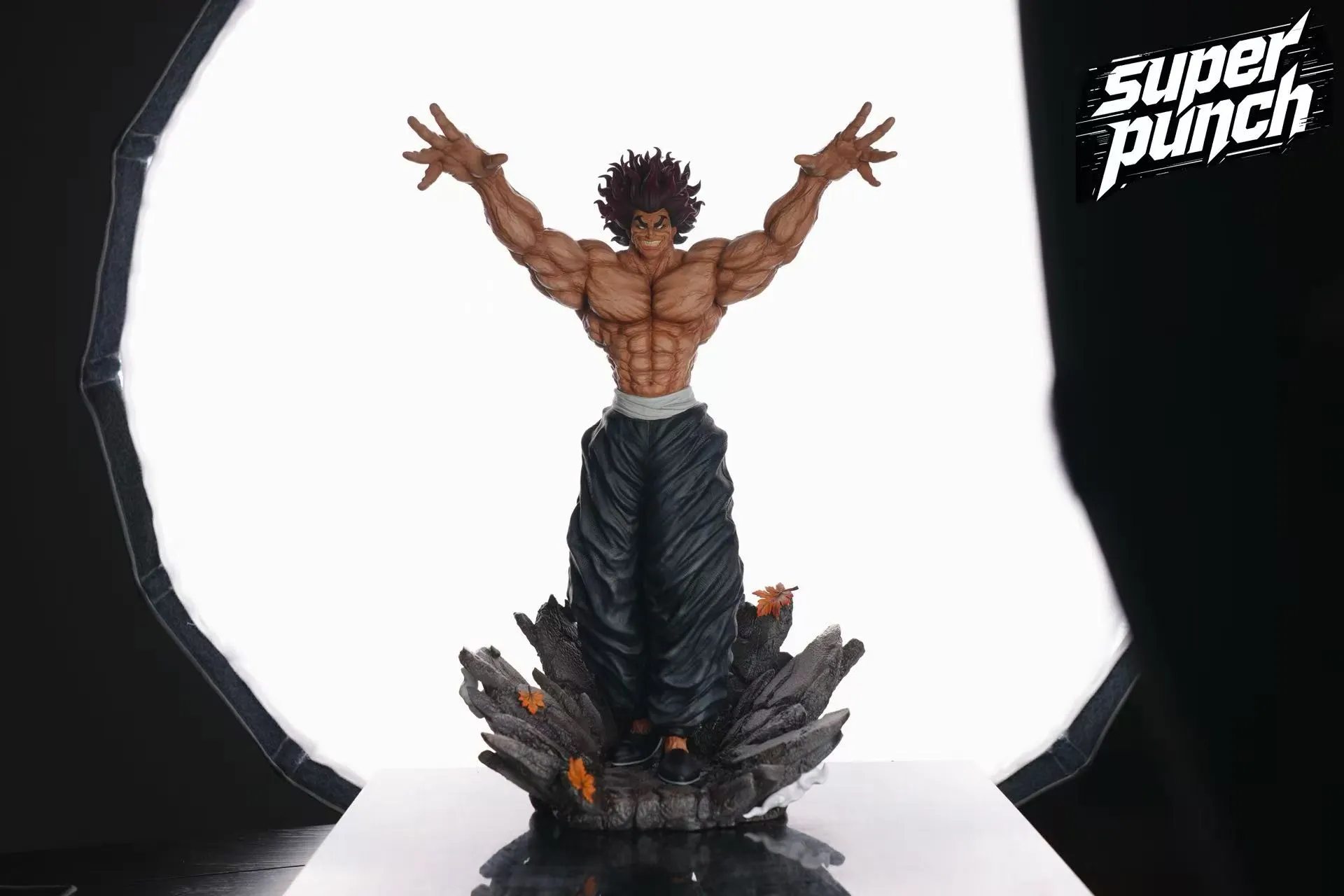 Super Punch Studio - Yuujirou Hanma Baki the Grappler 1/6 & 1/4 Statue(GK)-