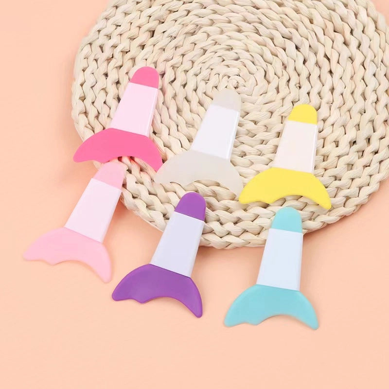 Novice Painting Eyeliner Auxiliary Baffle Crescent Silicone Eye Makeup Apply Eye Shadow Mascara Positioning Aid Beauty Tool