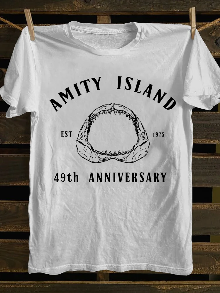 Teecade Teecade Amity Island 49th T-shirt