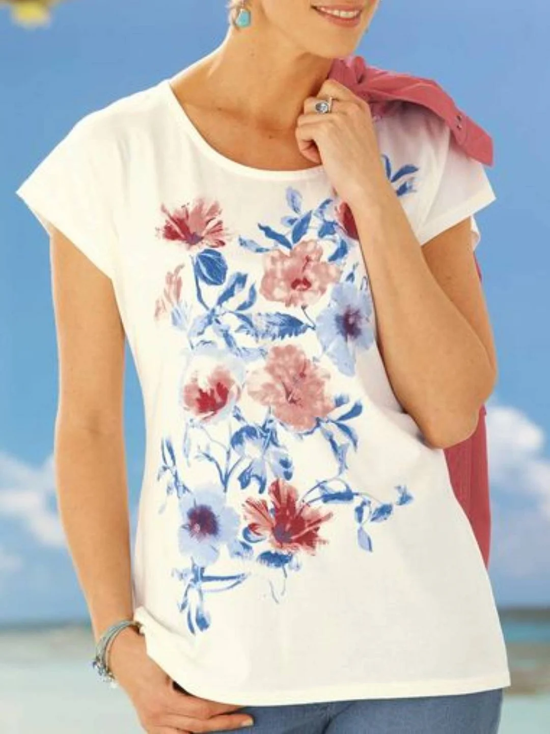 Round Neck Floral Casual T-Shirt