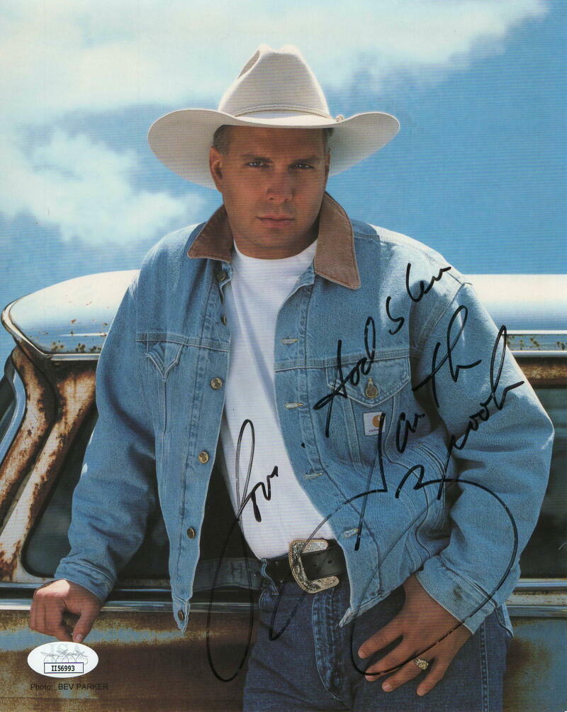 GARTH BROOKS SIGNED AUTOGRAPH 8X10 Photo Poster painting - FULL SIGNATURE, COUNTRY LEGEND JSA