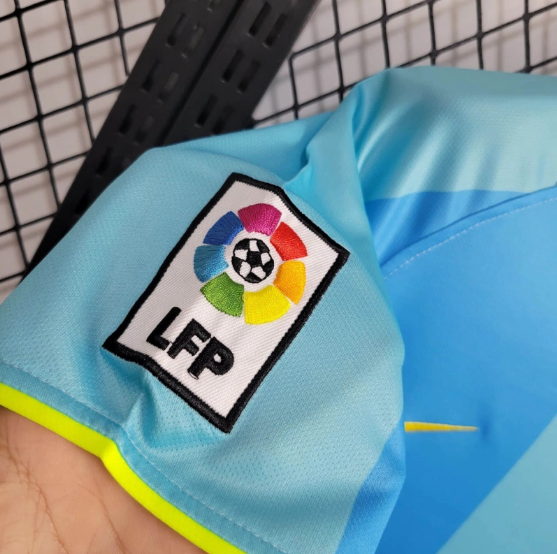 Retro Barcelona 07/08 Away Football Shirt Thai Quality