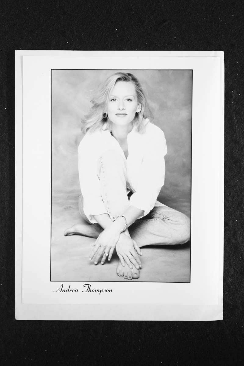 Andrea Thompson - 8x10 Headshot Photo Poster painting w/ Resume - JAG