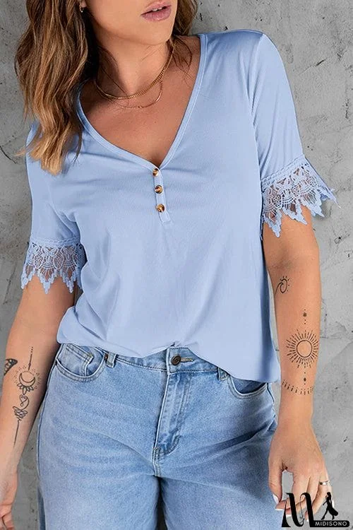 MidiSono - Button V-collar Short Sleeve T-shirt