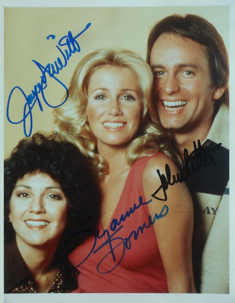 THREES COMPANY Cast Signed Photo Poster painting X3 John Ritter, Susan Somers, Joyce Dewitt wcoa