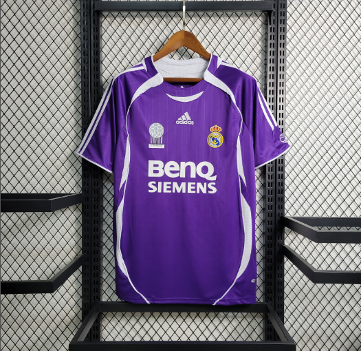 Retro 2006 Real Madrid Purple Football Shirt