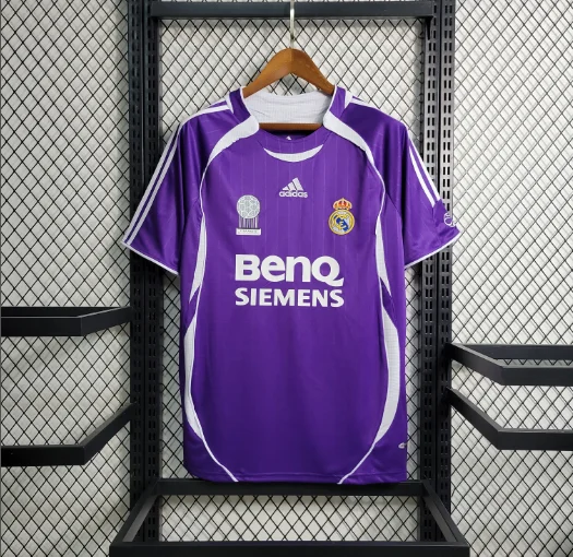 Retro 2006 Real Madrid Purple Football Shirt