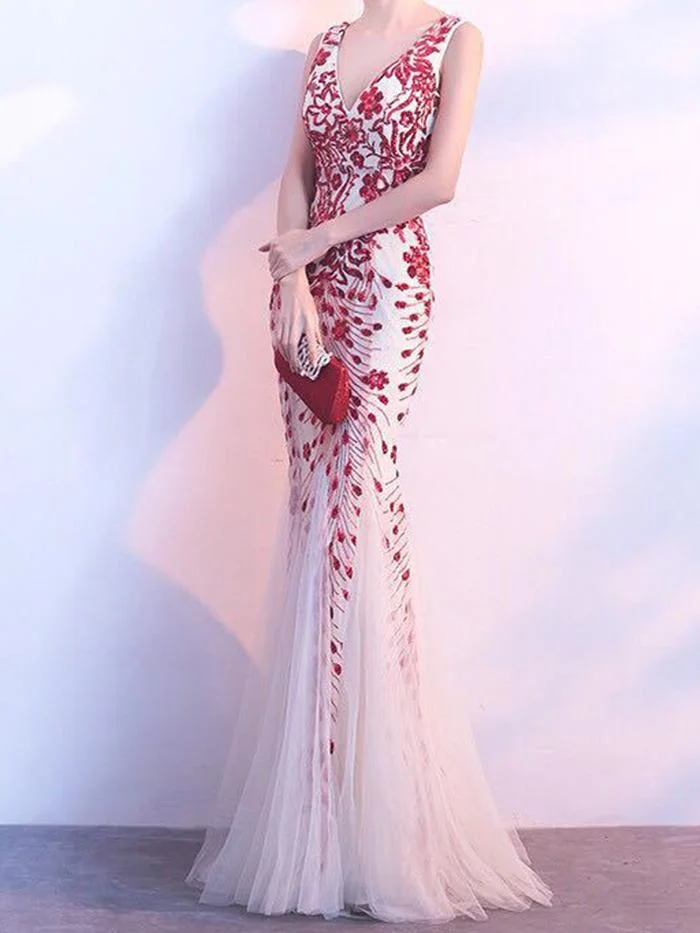 Deep V-neck Halter Embroidered Dress