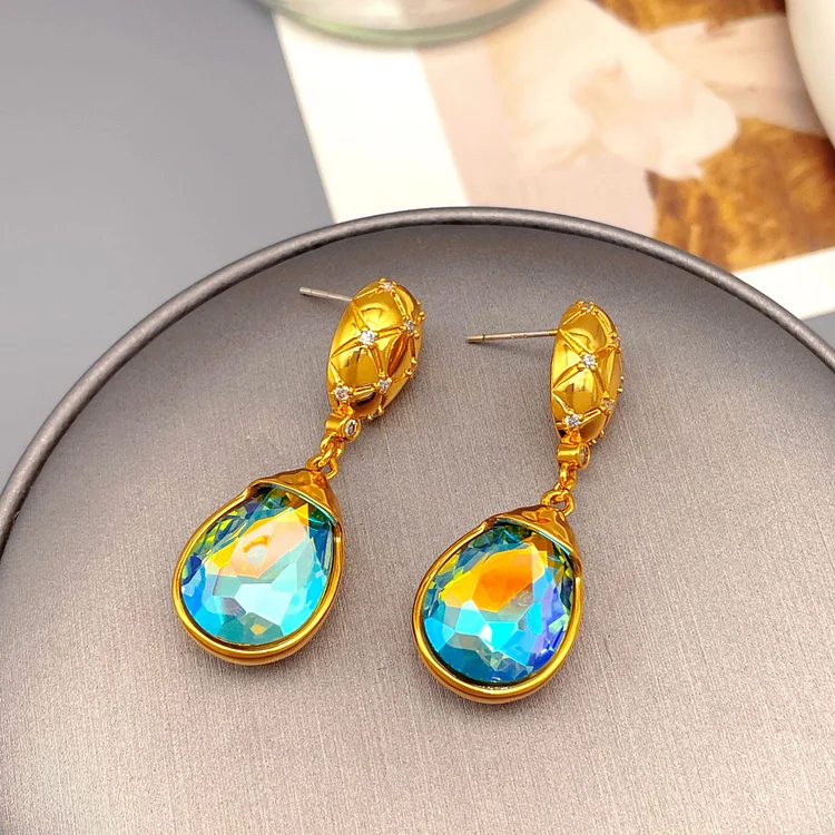 Exaggerated crystal glass pendant earrings