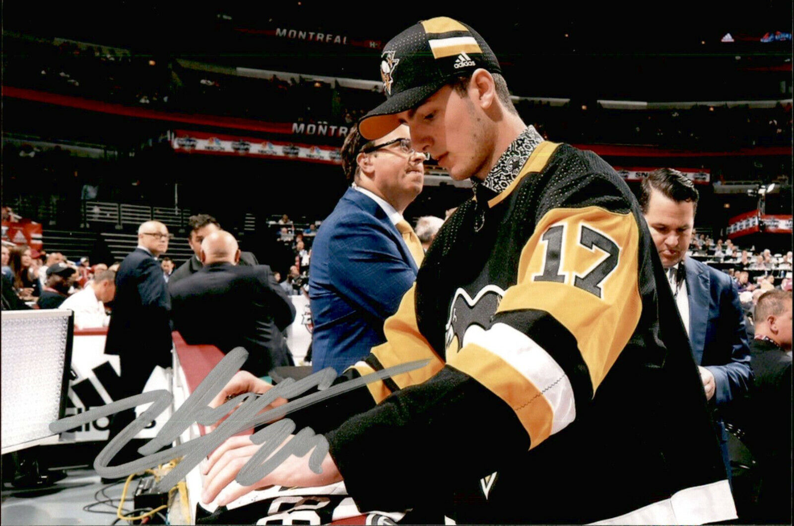 Zachary Lauzon SIGNED 4x6 Photo Poster painting PITTSBURGH PENGUINS #3