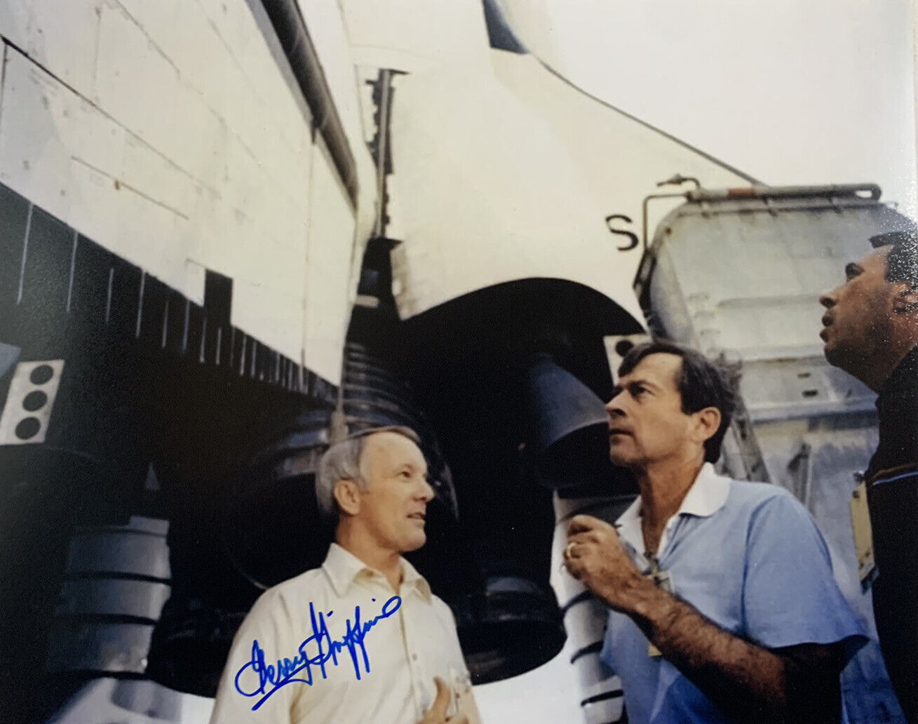 GERRY GRIFFIN SIGNED 8x10 Photo Poster painting NASA APOLLO 13 FLIGHT DIRECTOR AUTO AUTHENTIC