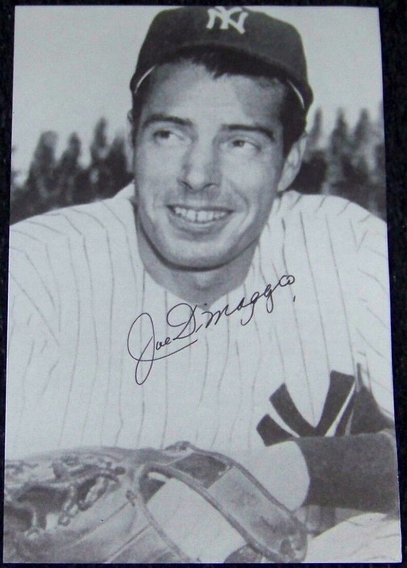 Joe DiMaggio Signed Autographed Baseball Magazine Photo Poster painting Autograph Reference LOA