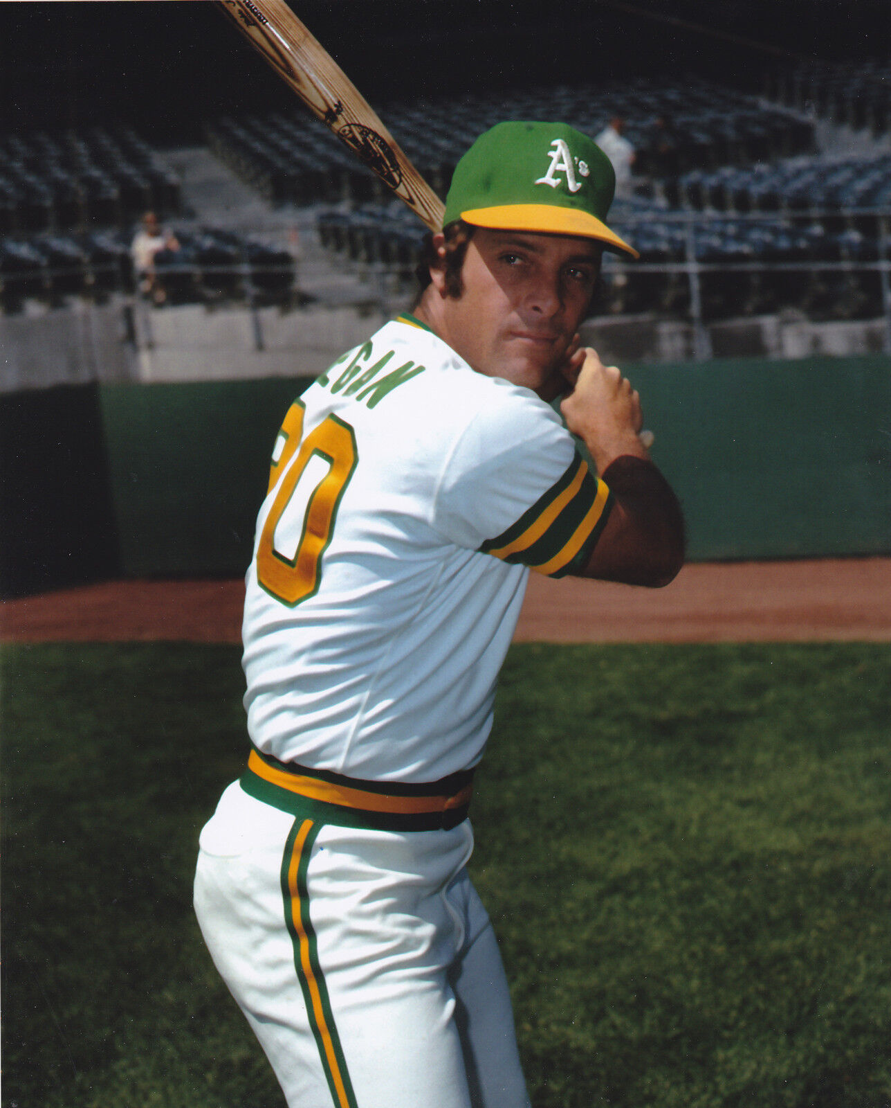 MIKE HEGAN OAKLAND A'S VINTAGE ACTION COLOR 8x10