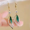 Green Gemstone Leaf Earrings (1pair)