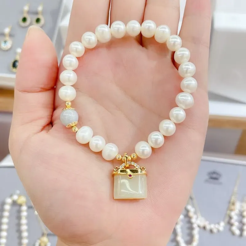 Natural Pearl Emerald jade stone bracelet