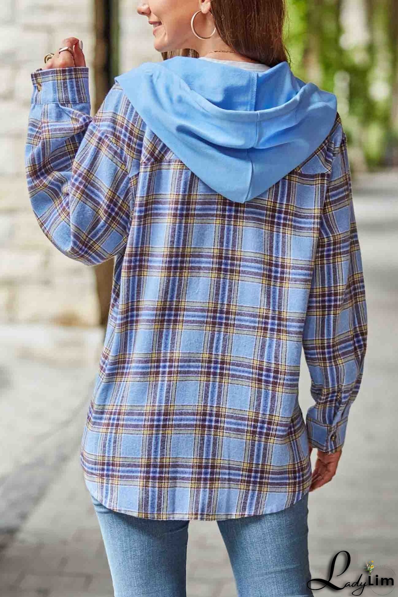 Modern and Comfortable Blouse