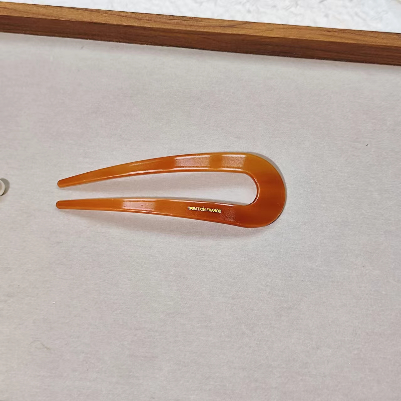 1pc Acetate U-Shaped Hair Clip, Elegant Women's Resin Hair Fork, Fashionable Gradient Color Design, Hairstyle Accessory for Daily Use
