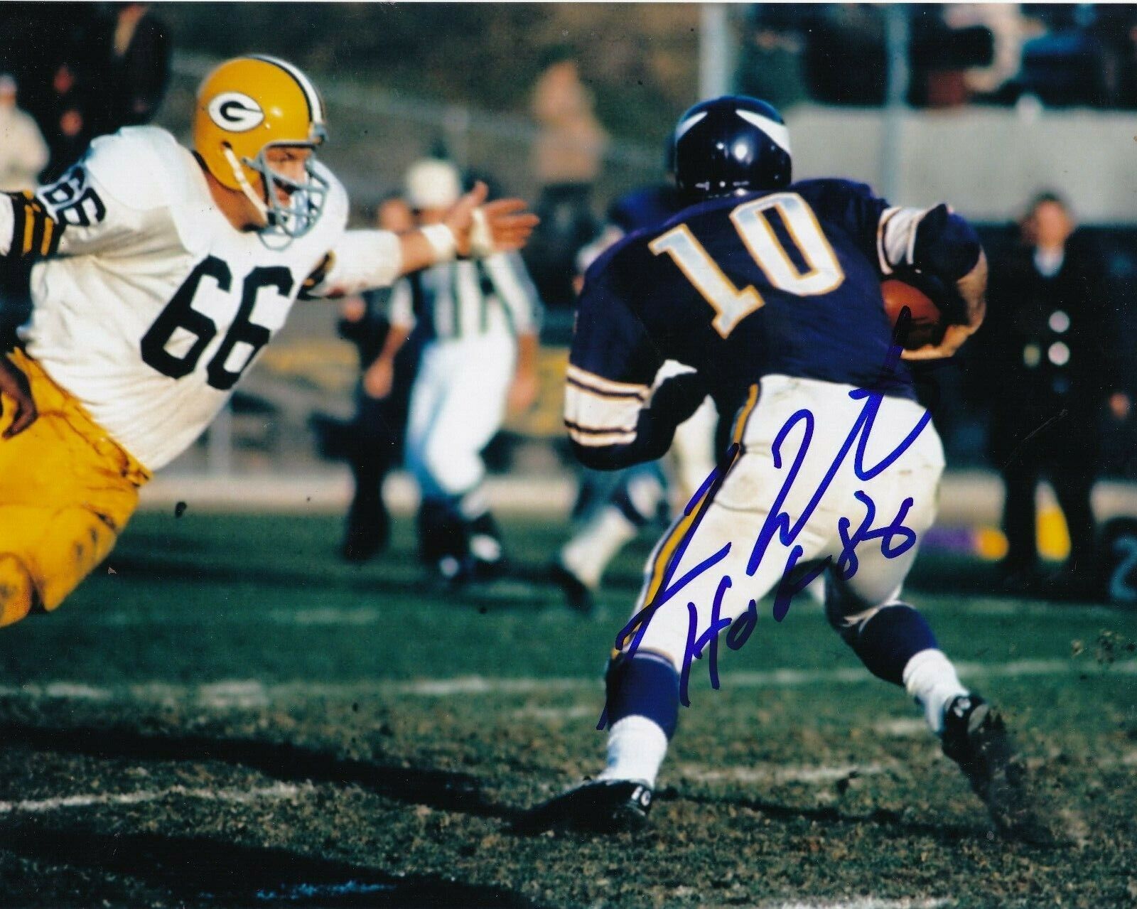 FRAN TARKENTON MINNESOTA VIKINGS HOF 86 ACTION SIGNED 8x10 Photo Poster painting