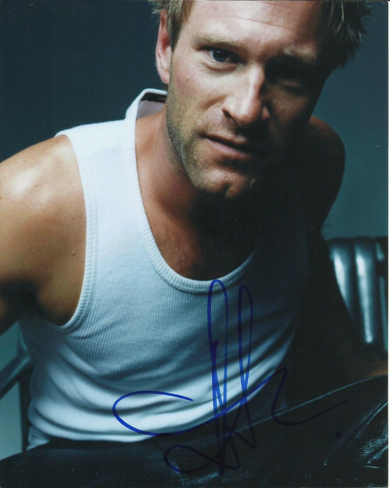 AARON ECKHART SIGNED COOL Photo Poster painting UACC REG 242 (1)