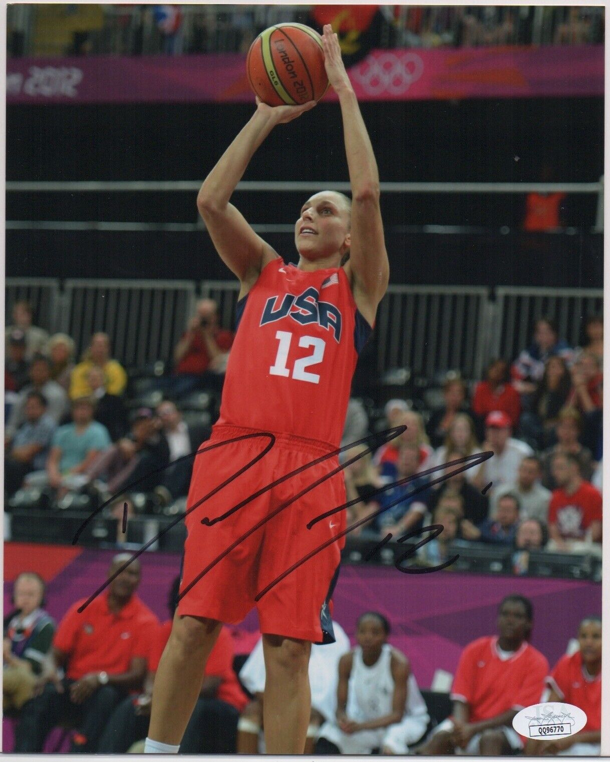DIANA TAURASI signed WNBA 8x10 Photo Poster painting AUTOGRAPH auto JSA Phoenix Mercury Olympics
