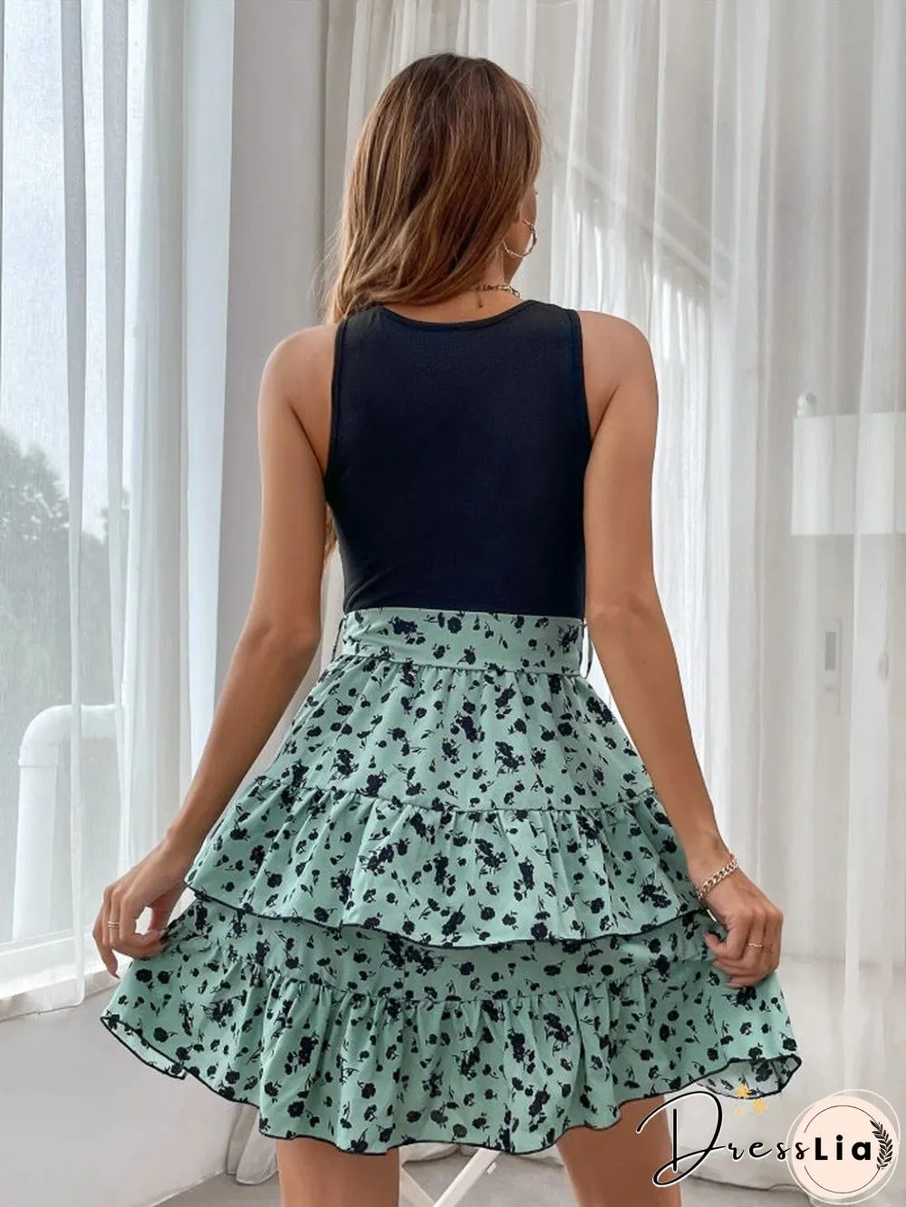Elegant Sleeveless Round Neck Floral Tank Mini Dress
