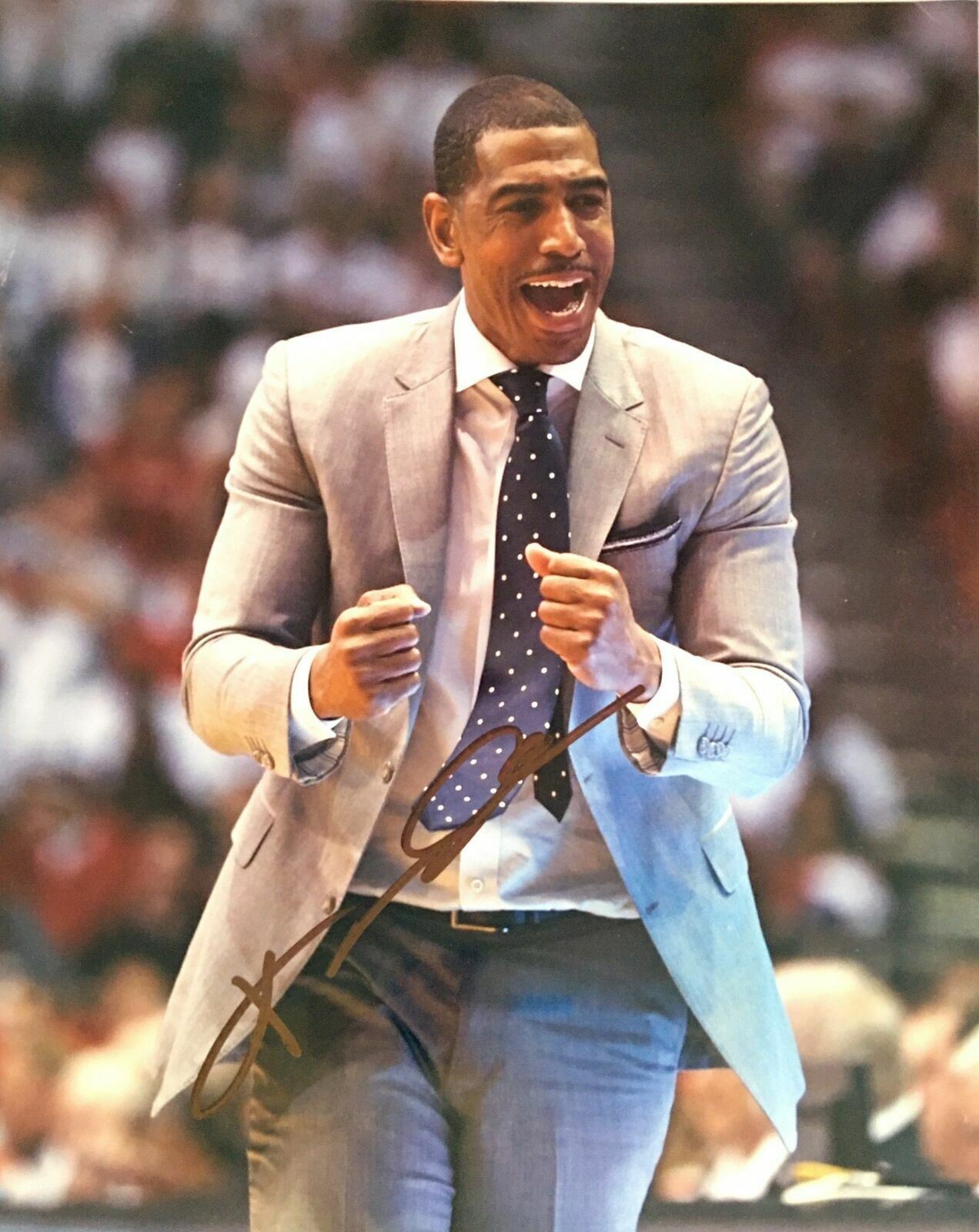 Kevin Ollie Signed UCONN Huskies 8x10 Photo Poster painting  SHIP Autograph Auto