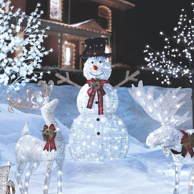 technology-Snowman 5-Ft Pre-Lit LED Christmas Lawn Décor