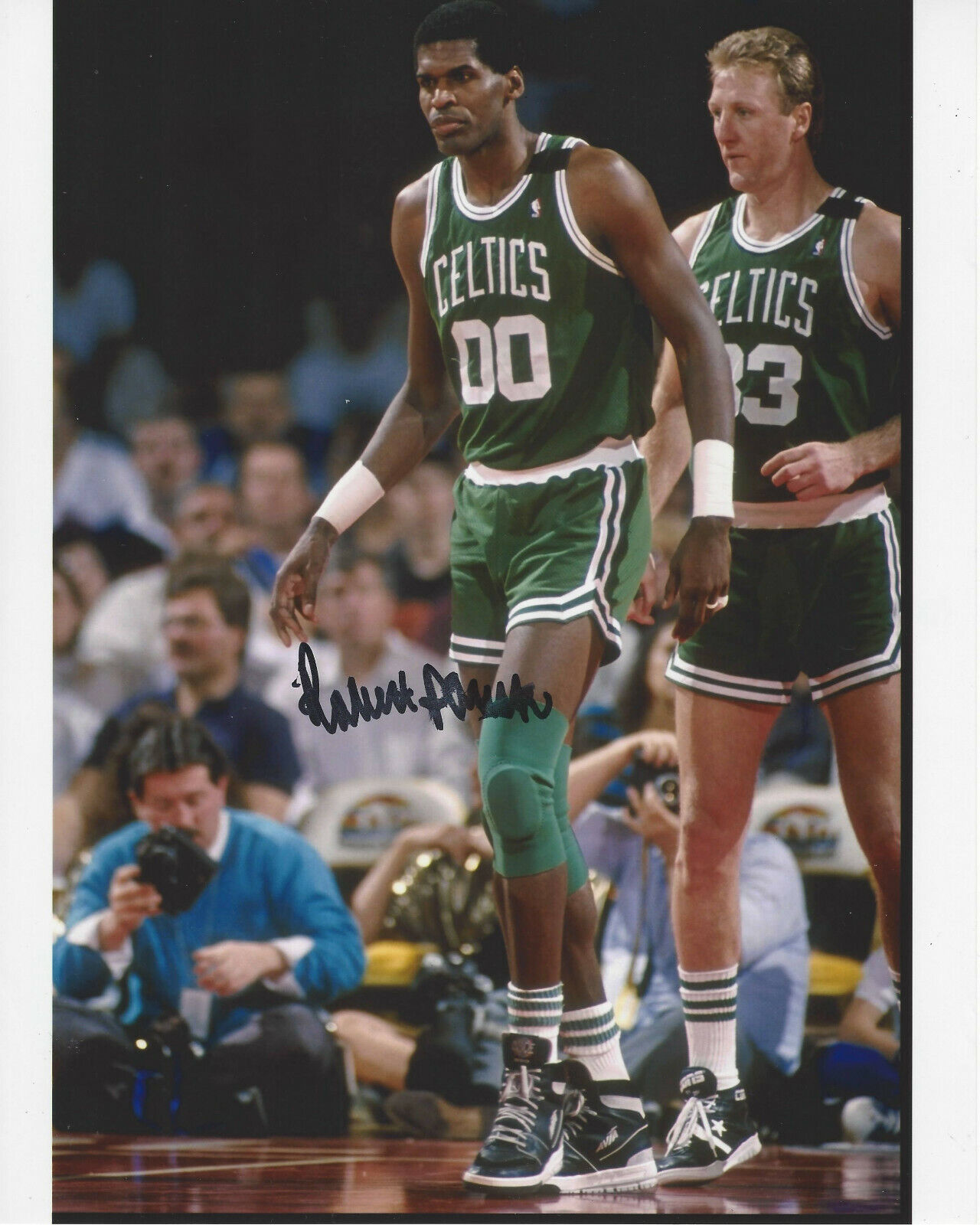 ROBERT PARISH BOSTON CELTICS SIGNED AUTHENTIC 8x10 Photo Poster painting D w/COA CHIEF NBA HOF