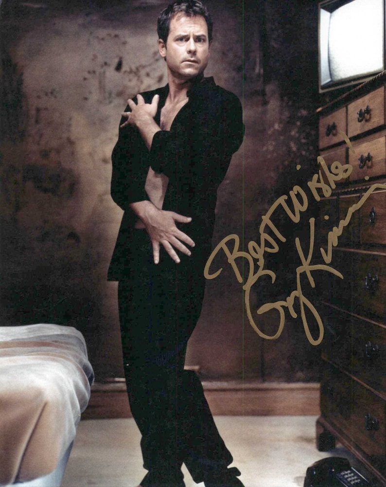 Greg Kinnear Signed Autographed Glossy 8x10 Photo Poster painting - COA Matching Holograms