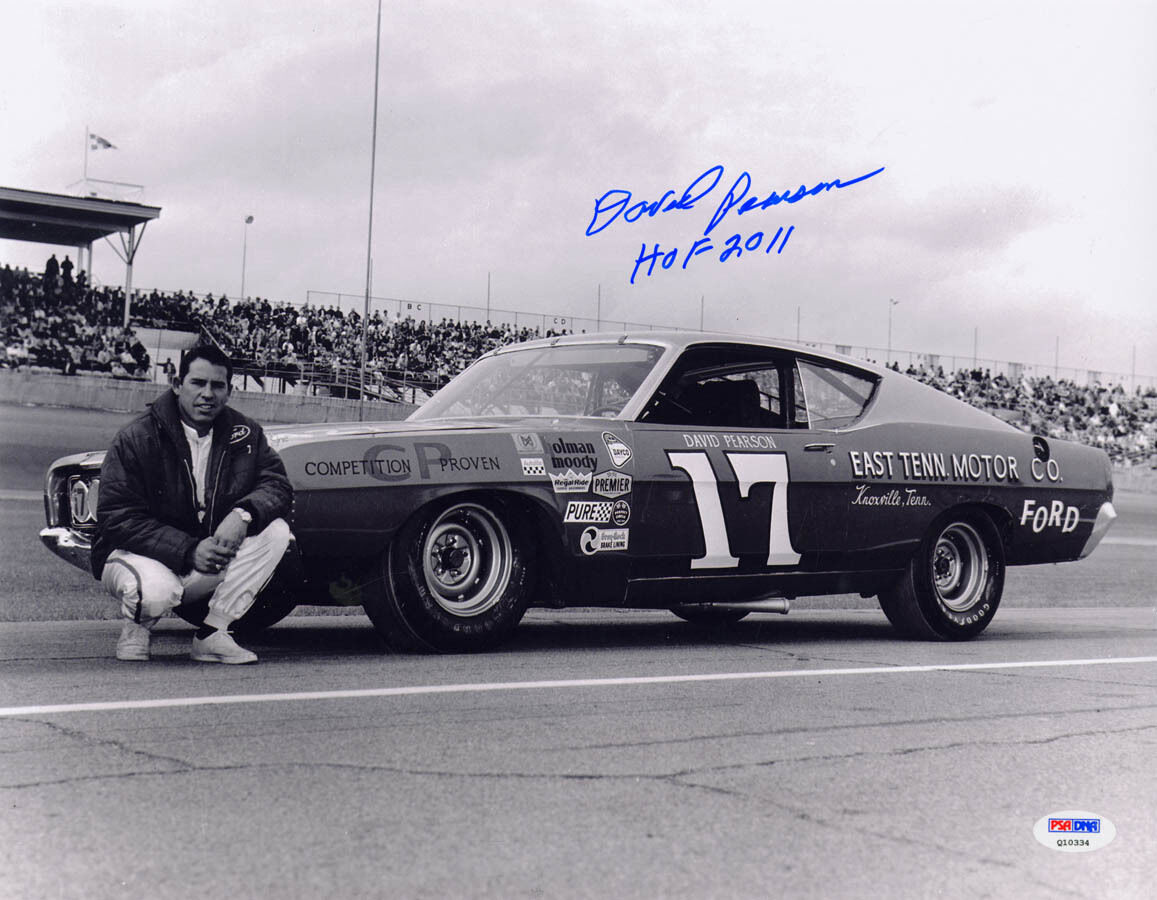 David Pearson SIGNED 11x14 Photo Poster painting + HOF 2011 PSA/DNA AUTOGRAPHED