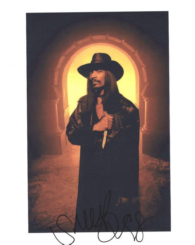 Snoop Dogg Dog authentic signed rap 8x10 Photo Poster painting W/Certificate Autographed (A1112)