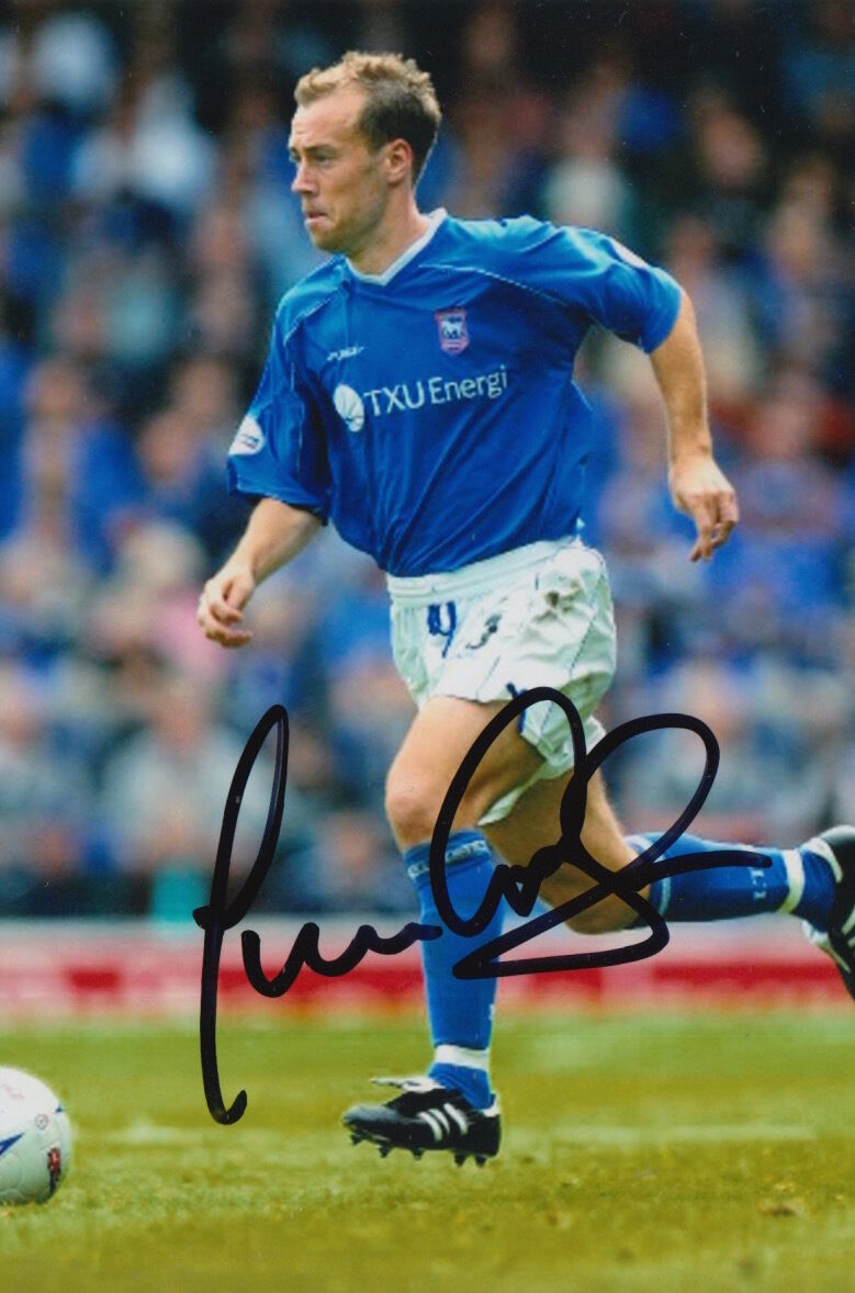 BIRMINGHAM CITY HAND SIGNED JAMIE CLAPHAM 6X4 Photo Poster painting.