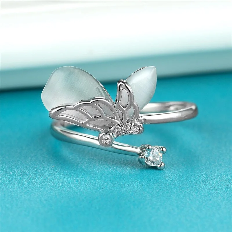 Luxury Female White Stone Adjustable Ring Classic Silver Color Engagement Ring Butterfly Crystal Wedding Rings For Women