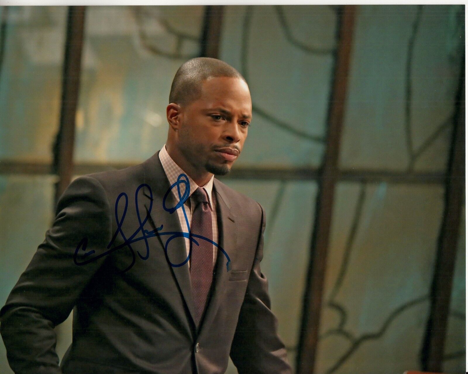 CORNELIUS SMITH JR hand-signed SCANDAL 8x10 uacc rd coa FANTASTIC COLOR CLOSEUP