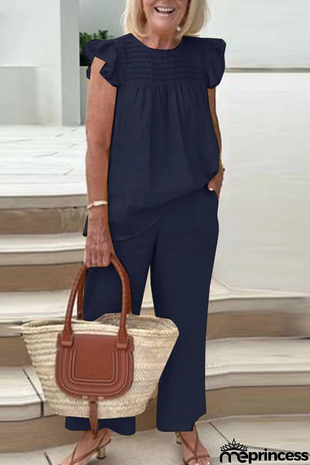 Simple and breathable Shirt