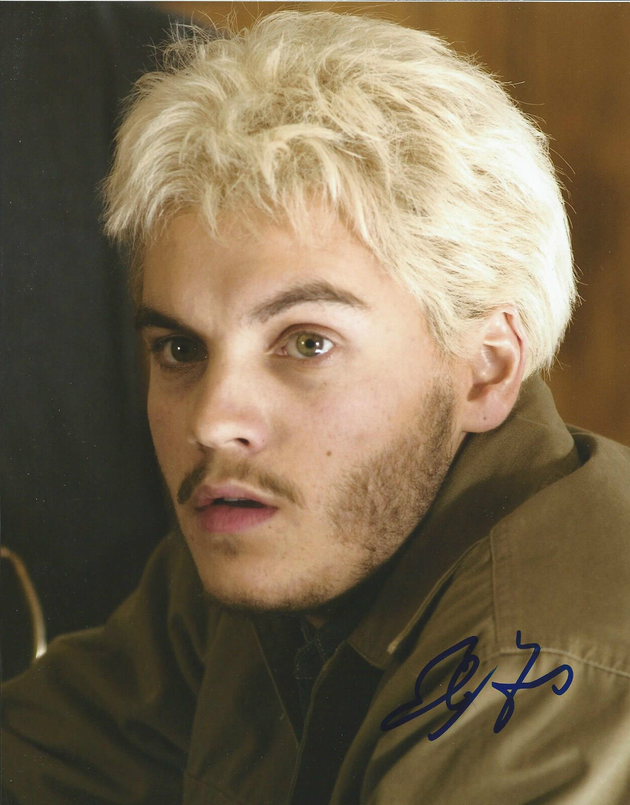 **GFA Alpha Dog Movie *EMILE HIRSCH* Signed 8x10 Photo Poster painting MH4 COA**