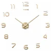 Dekorative wanduhr
