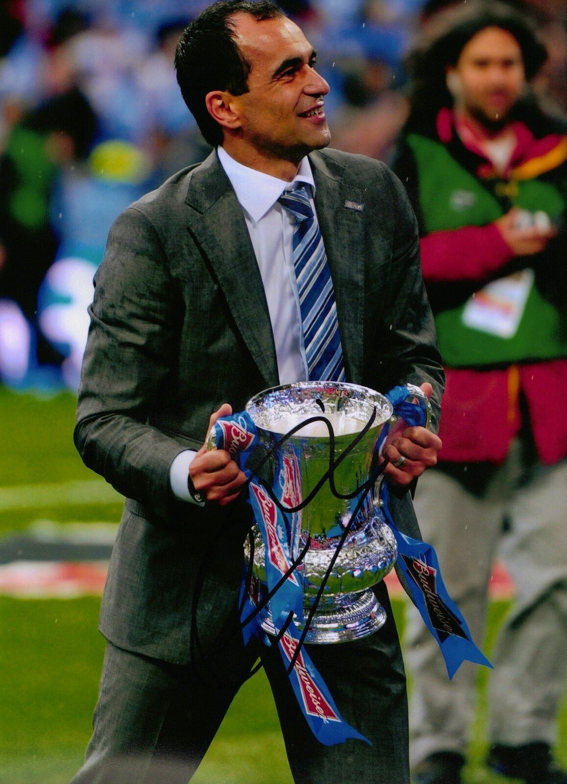 Roberto Martinez Genuine Hand Signed Autograph 12x8 Photo Poster painting Fa Cup Wigan (1859)