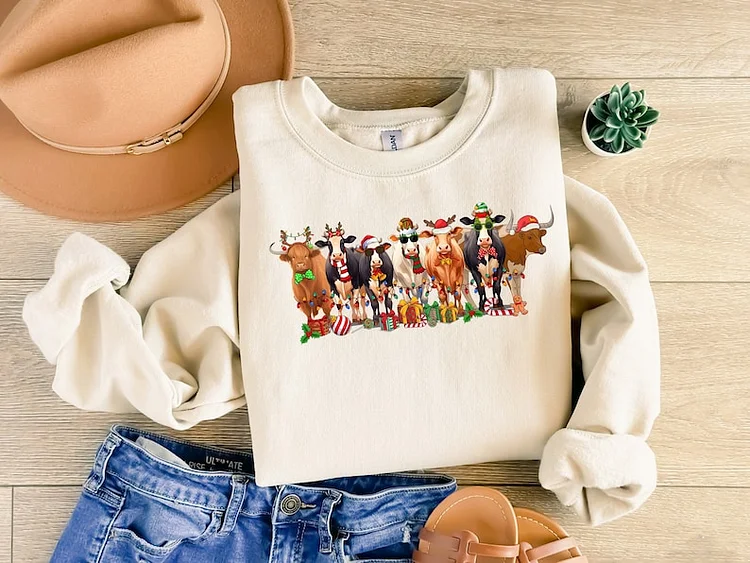 Christmas Sweathirt, Cow Sweatshirt, Cow Lovers Shirt, Funny Christmas Shirt Hoodie