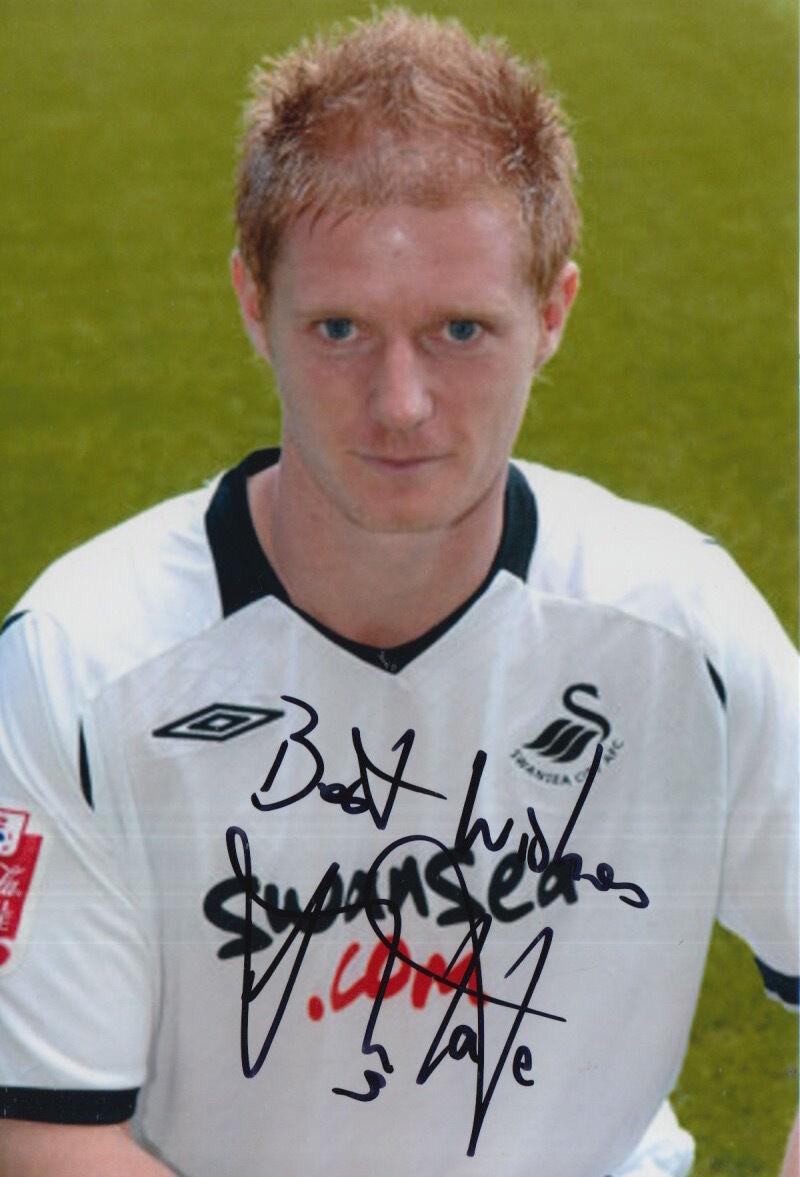 SWANSEA CITY HAND SIGNED ALAN TATE 6X4 Photo Poster painting.