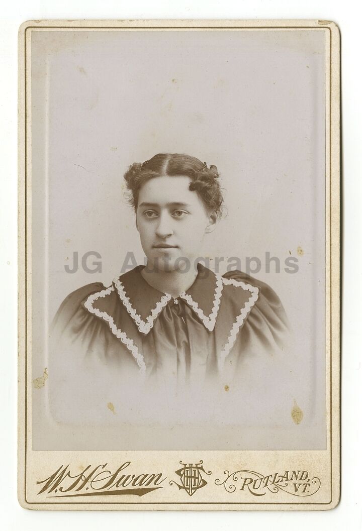 19th Century Fashion - 1800s Cabinet Card Photo Poster paintinggraph - W.H. Swan of Rutland, VT