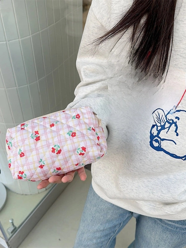 31291 Fresh Quilted Hand-held Cosmetic Bag Girl Large Capacity Cute Storage Student Zipper Stationery Bag Pencil Case