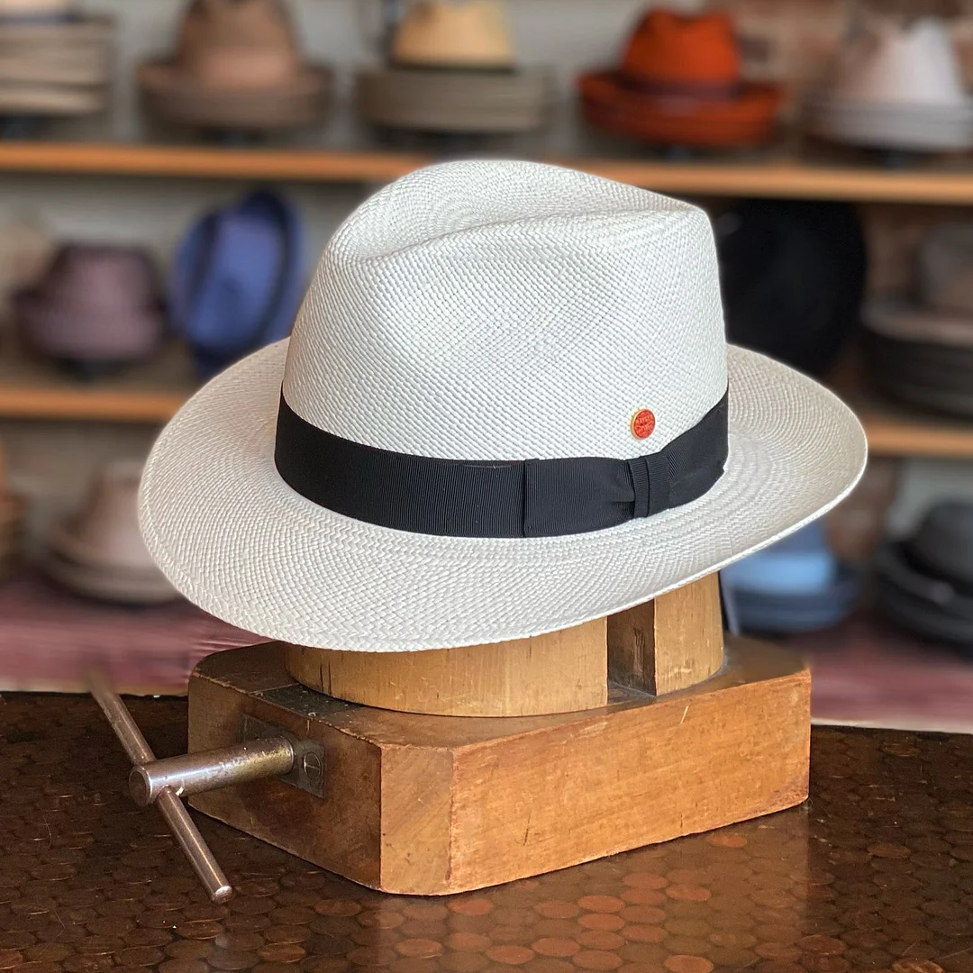 Can be rolls up for packing -Handmade panama hat-Albenga