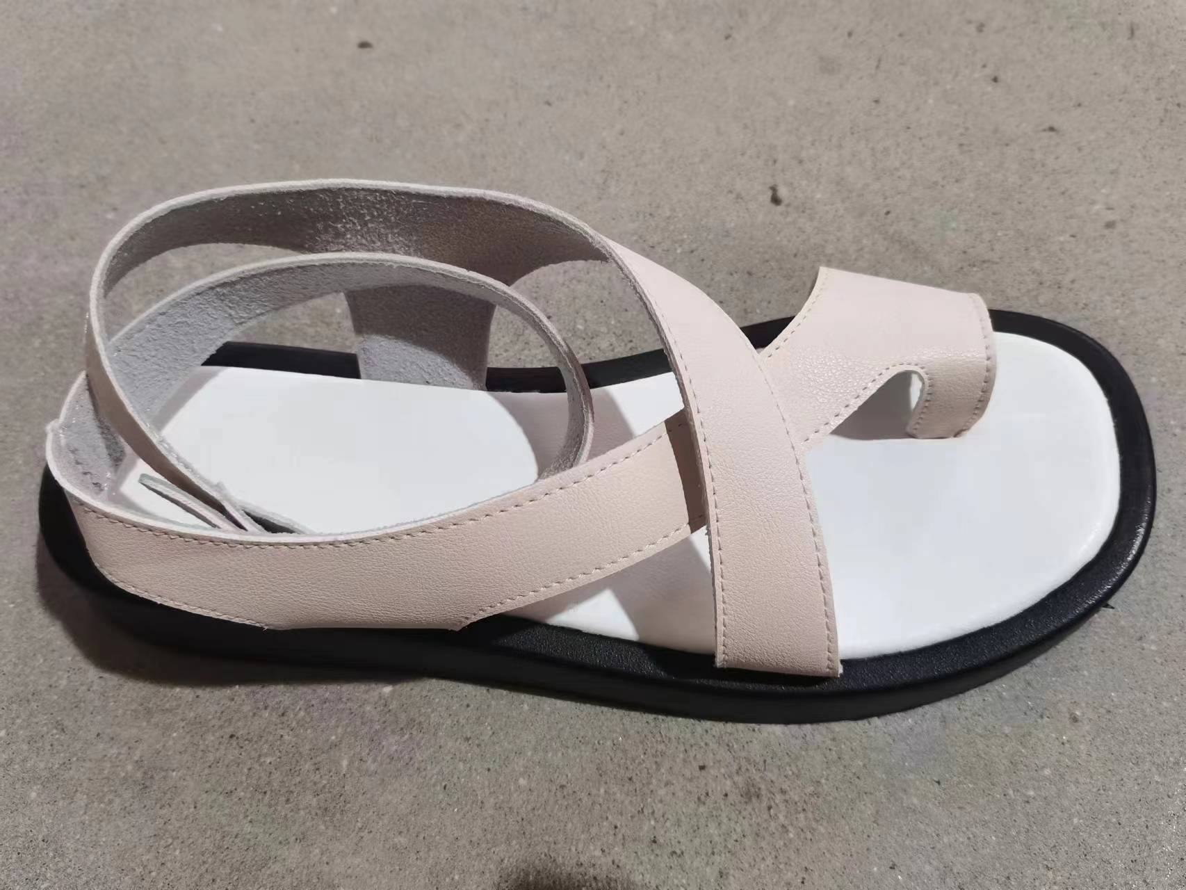 Mature Women Casual Thick-Soled Clip Toe Sandals Summer Fashion Round Toe Beach Shoes