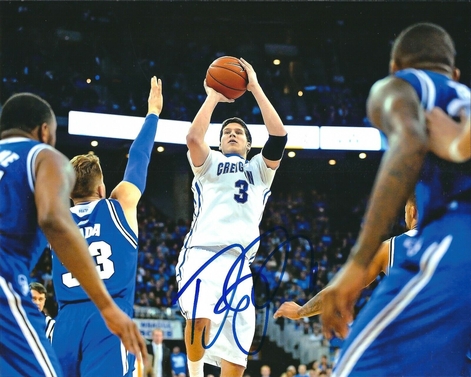 Autographed DOUG MCDERMOTT Creighton University 8x10 Photo Poster painting - COA