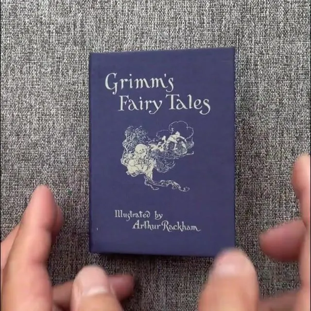 Grimm&rsquo;s Fairy Tales by Jacob & Wilhelm Grimm Book Wallet